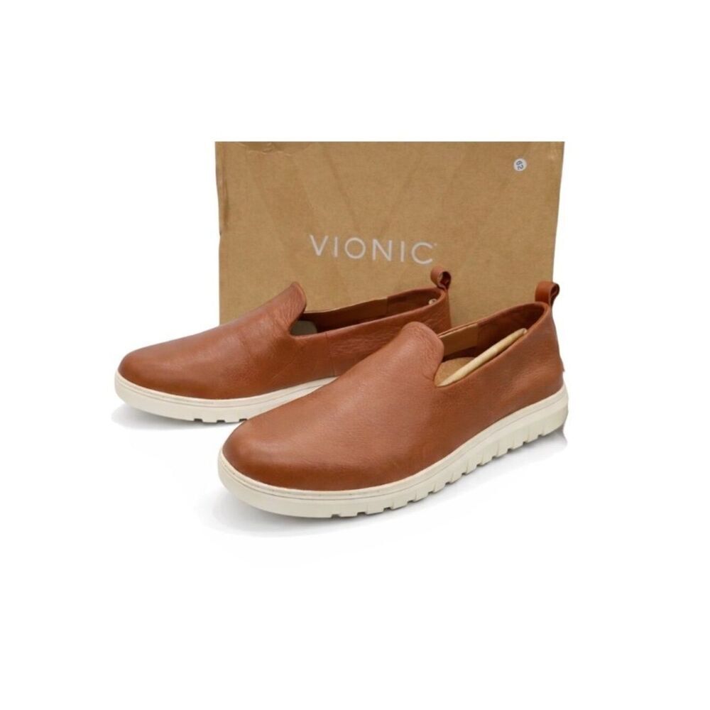 Vionic Uptown Willa Supportive Sneaker Tan Leather Slip On Women 10 Wide Loafer
